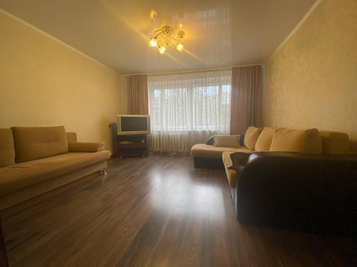 Apartment At Zhukova Street Baranavichy Exterior foto